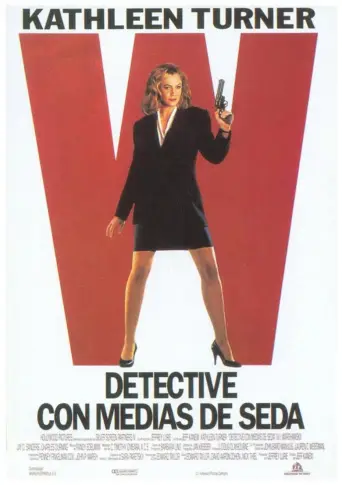 Detective con medias de seda