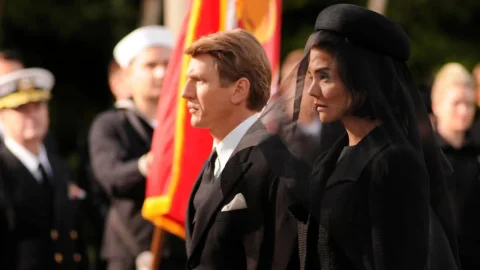Las consecuencias: La maldición de la Familia de la desgracia y la angustia